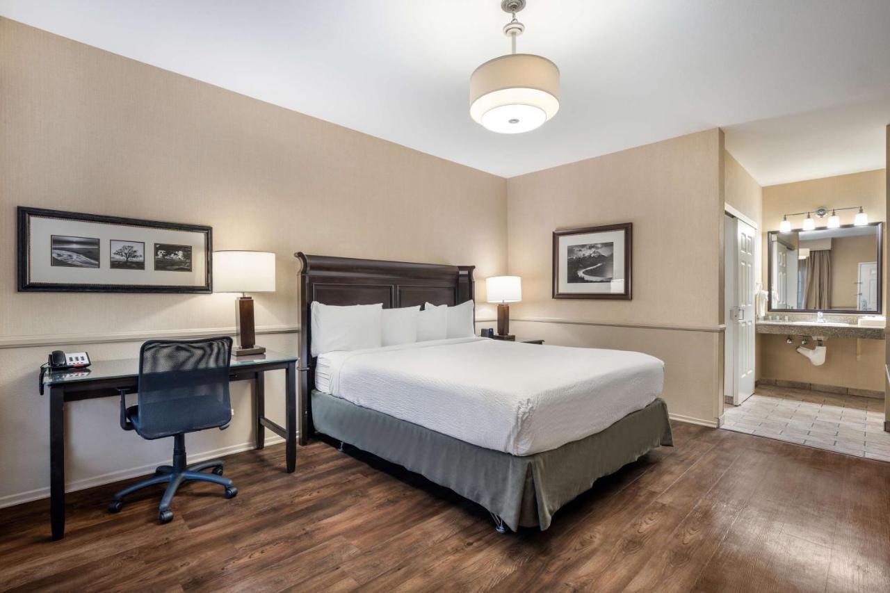 Best Western Corona Hotel&Suites Exterior foto