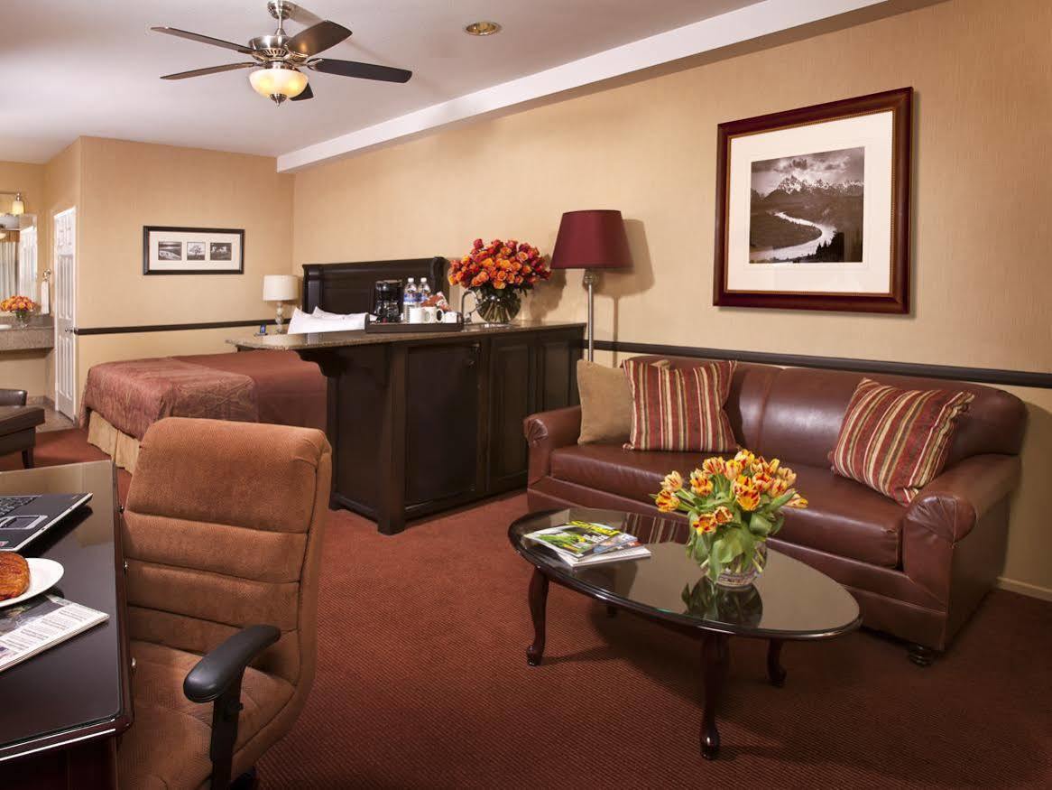 Best Western Corona Hotel&Suites Exterior foto